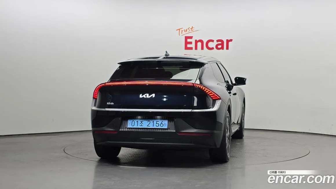 Kia EV6 2023 из KR, фото 4