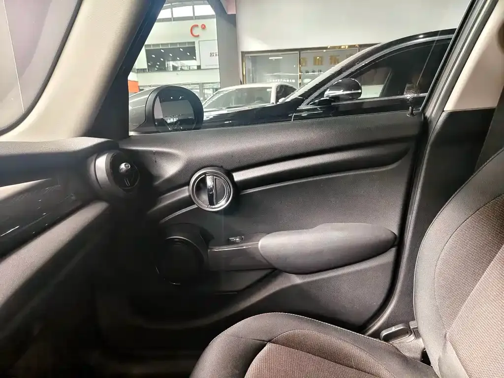 MINI Cooper (3-door) 2021 из CN, фото 10
