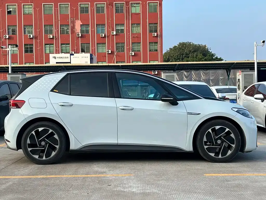Volkswagen ID.3 2023 из CN, фото 3