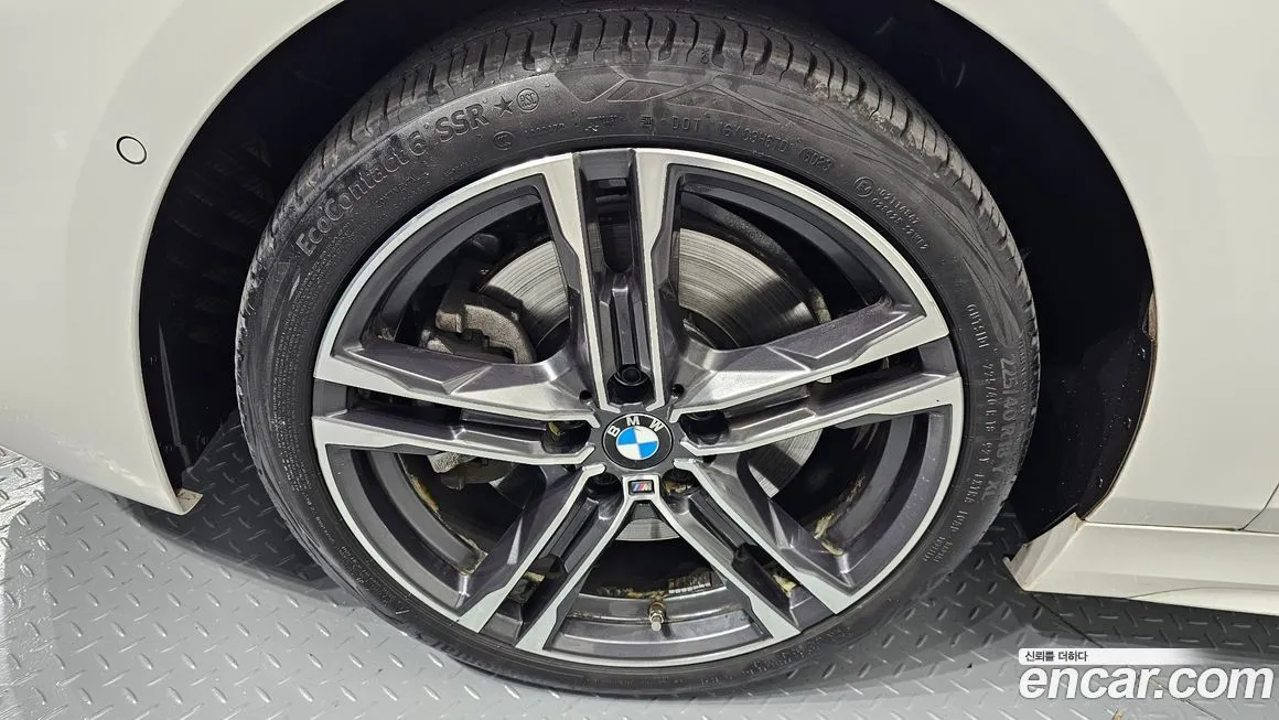 BMW 1-Series — фото 10