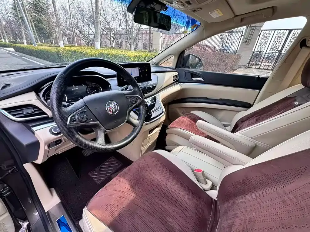 Buick GL8 2024 из CN, фото 6