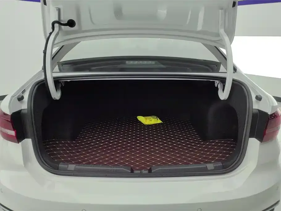 Volkswagen Lavida 2025 из CN, фото 2