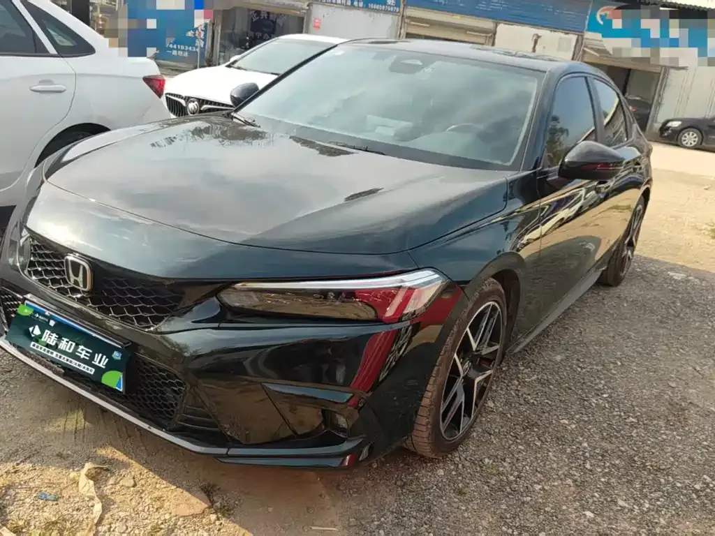 Honda Civic — фото 1