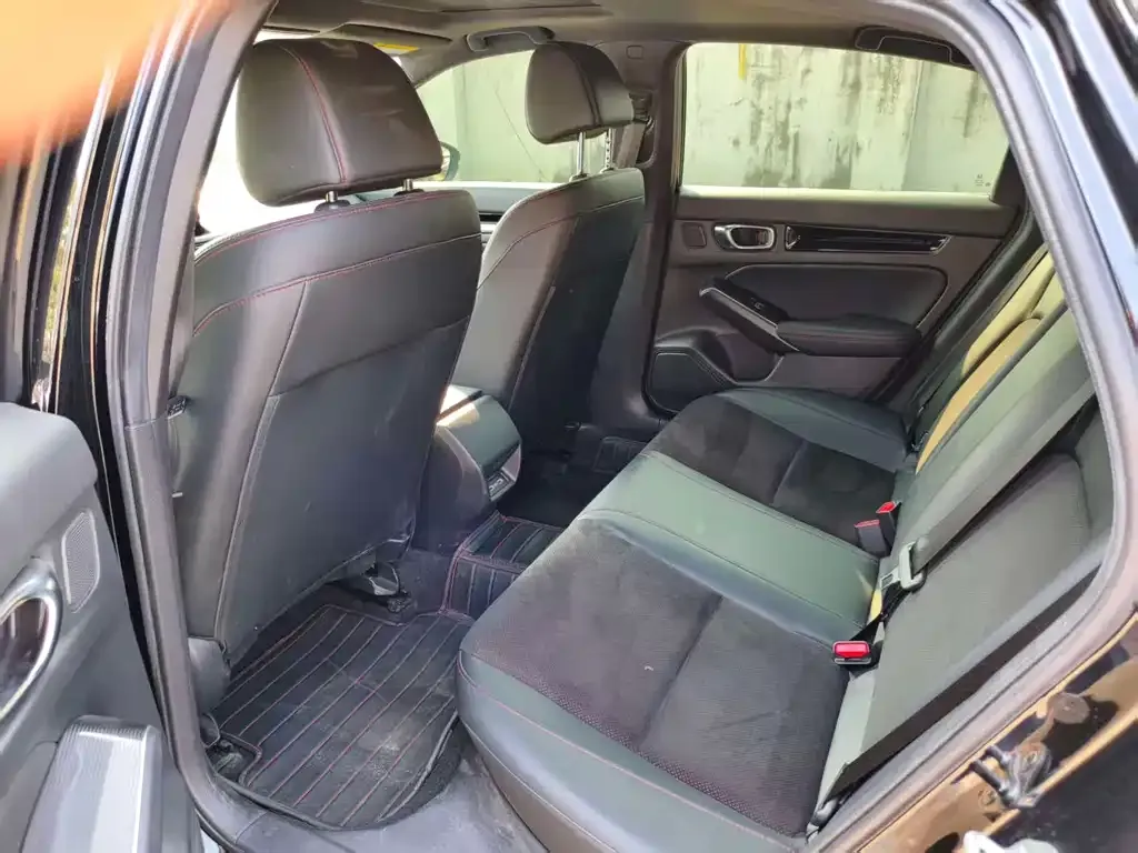 Honda Civic — фото 2