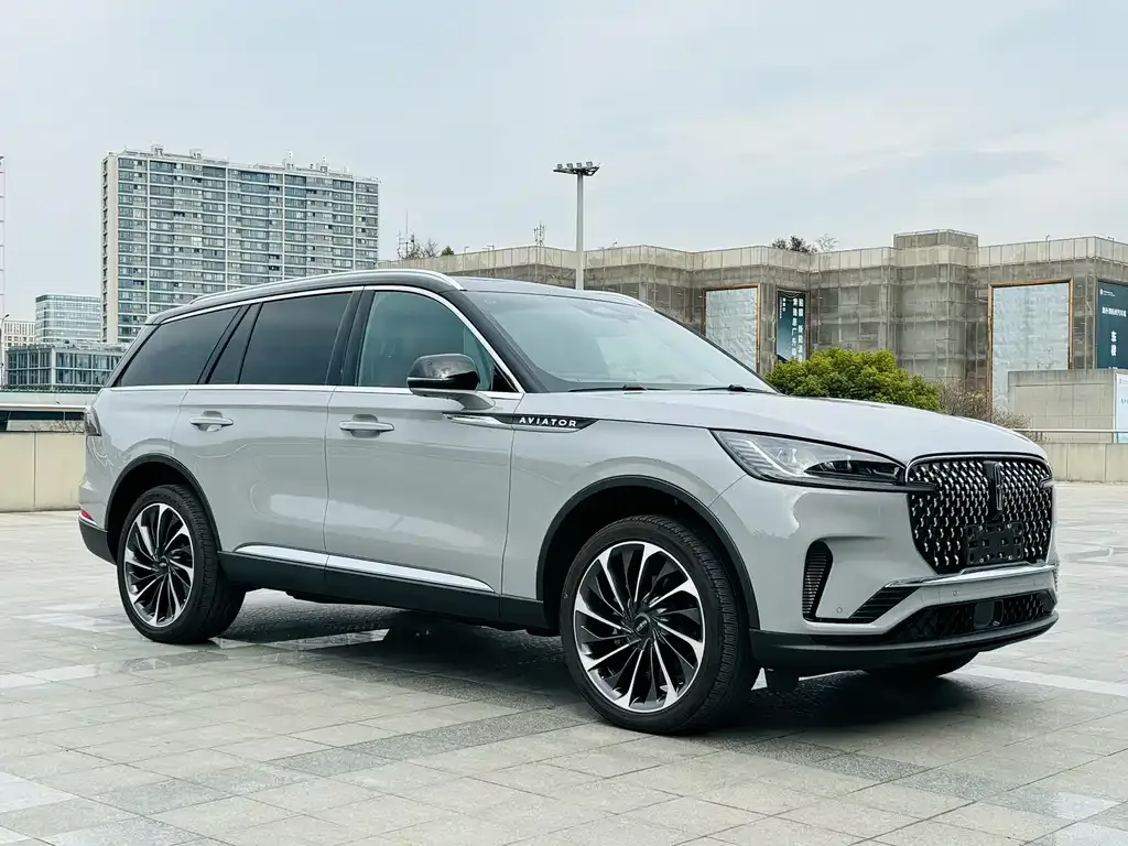 Lincoln Aviator 2024 из CN, фото 8