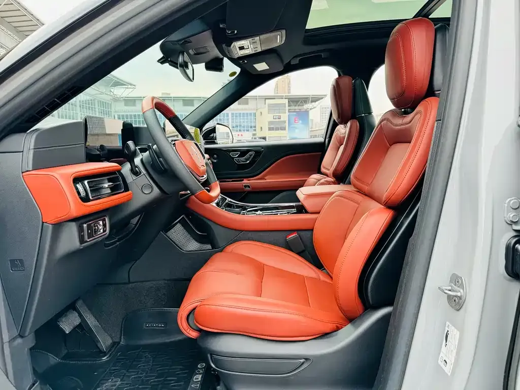Lincoln Aviator 2024 из CN, фото 4