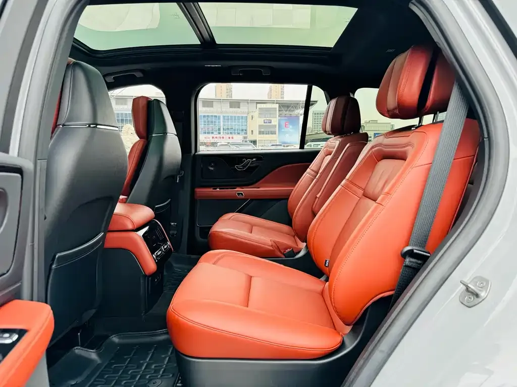 Lincoln Aviator 2024 из CN, фото 5