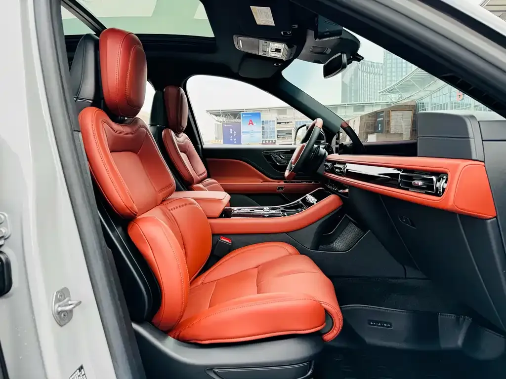 Lincoln Aviator 2024 из CN, фото 6
