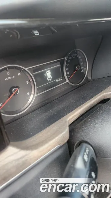 Kia Sorento — фото 7