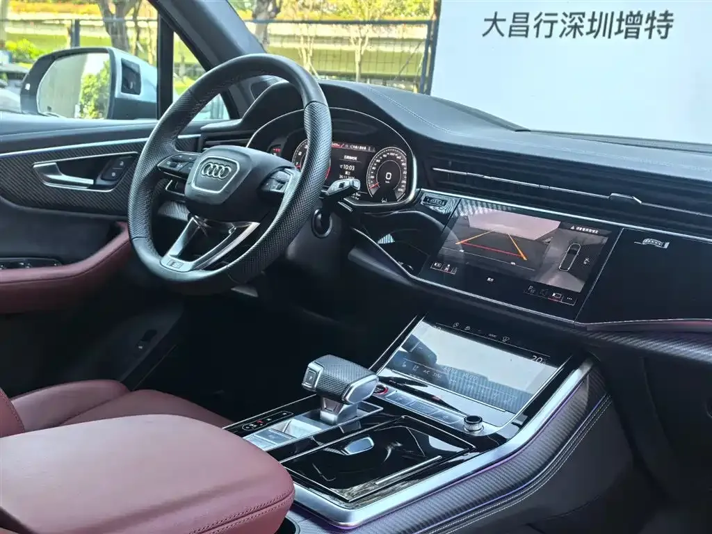 Audi SQ7 2024 из CN, фото 3