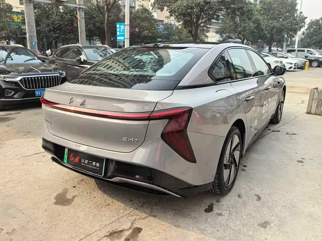 Hongqi EH7 — фото 4