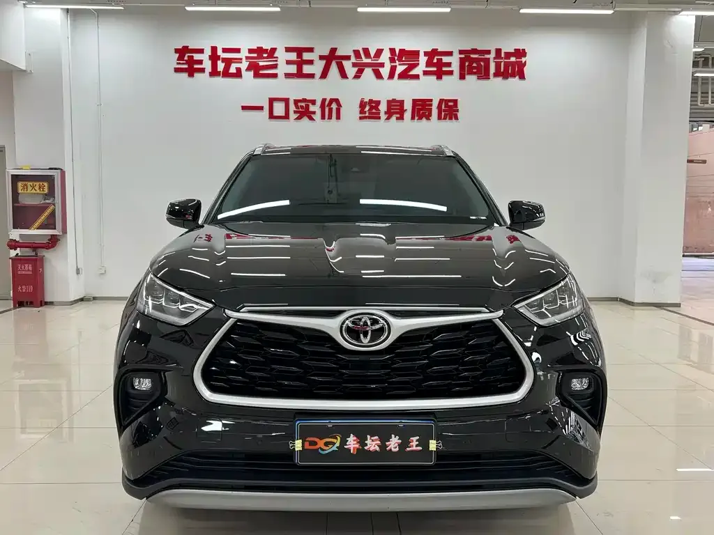 Toyota Highlander — фото 5