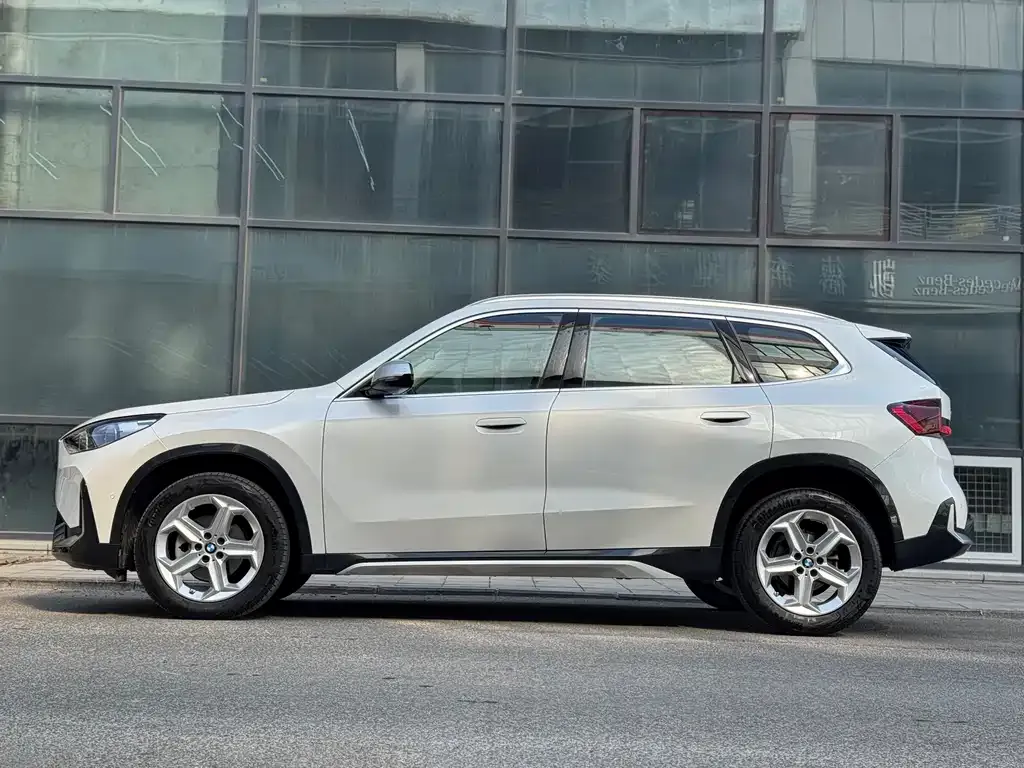 BMW X1 2023 из CN, фото 5