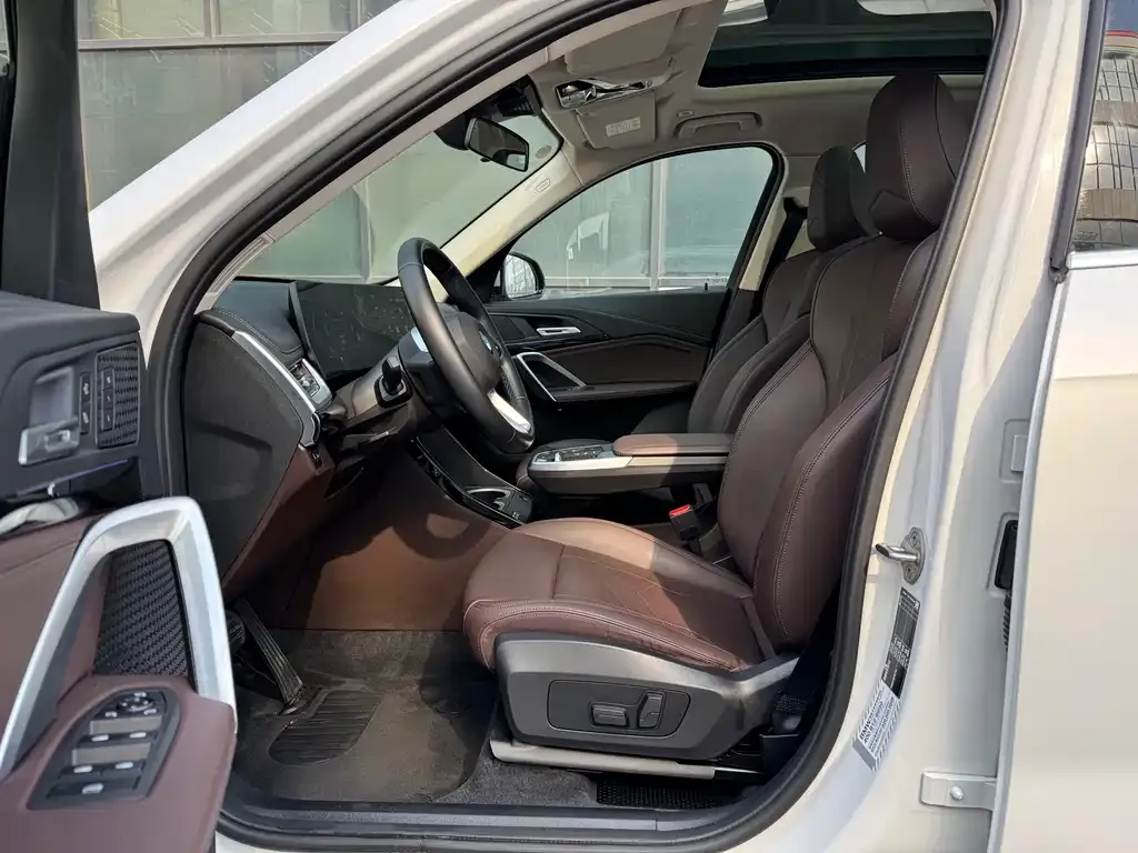 BMW X1 2023 из CN, фото 8
