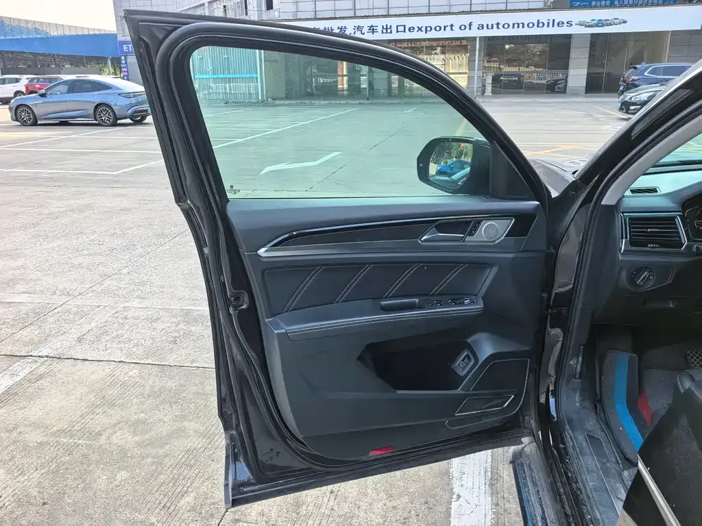 Volkswagen Teramont X 2021 из CN, фото 9