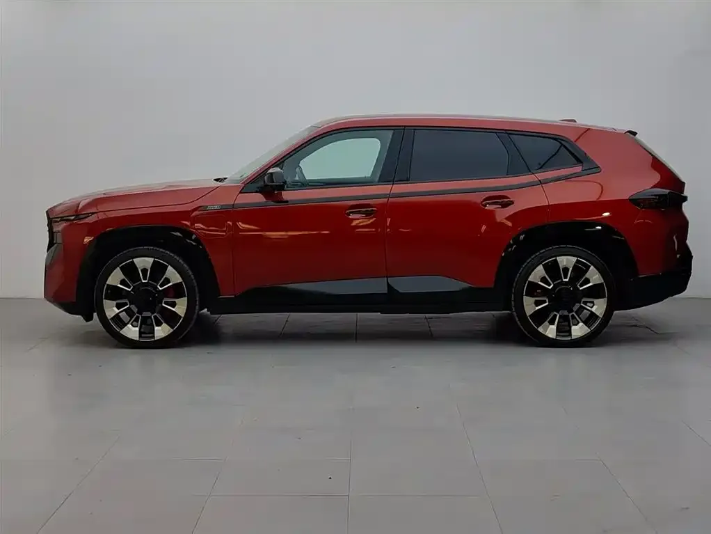 BMW XM 2024 из CN, фото 6