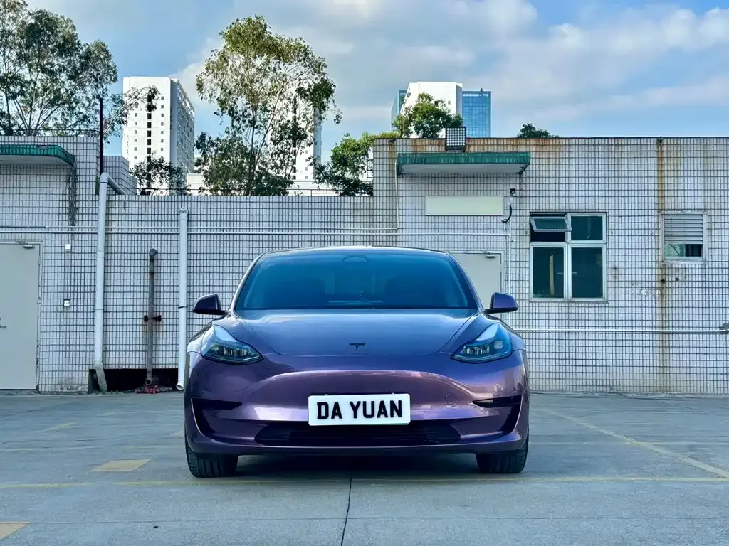 Tesla Model 3 — фото 7