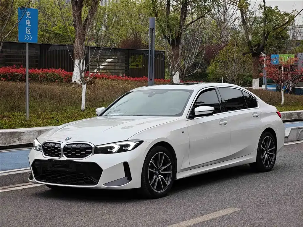 BMW 3 Series — фото 1