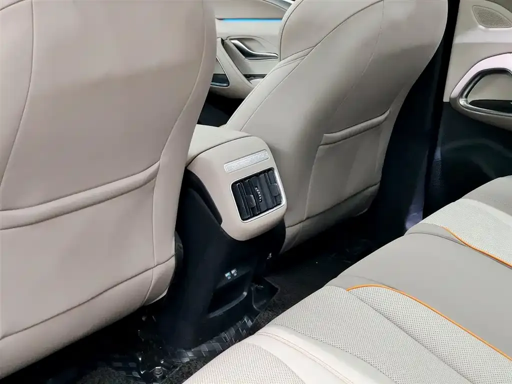 BYD Pro New Energy — фото 6