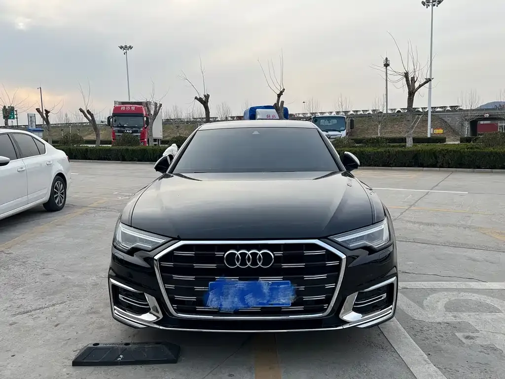Audi A6L 2024 из CN, фото 8