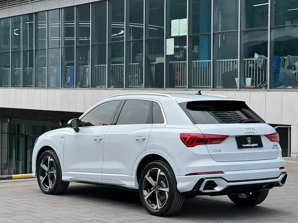 Audi Q3 2025 из CN, фото 4