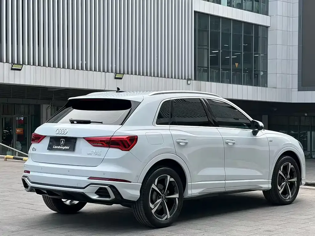 Audi Q3 2025 из CN, фото 7