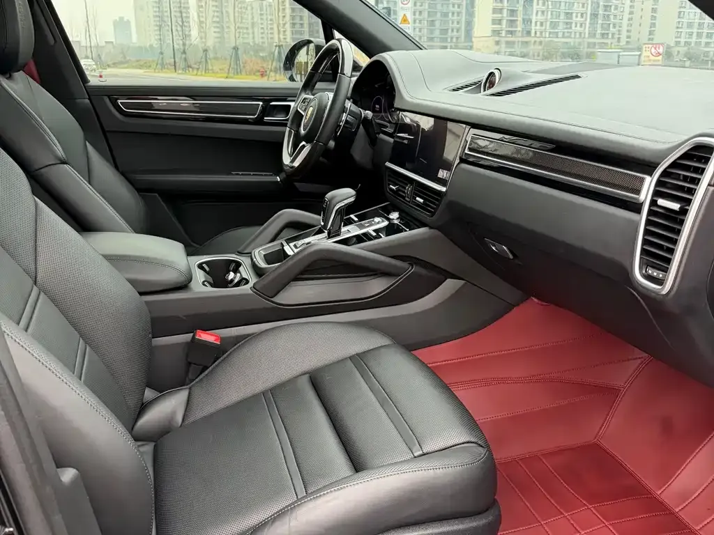 Porsche Cayenne Hybrid 2023 из CN, фото 3