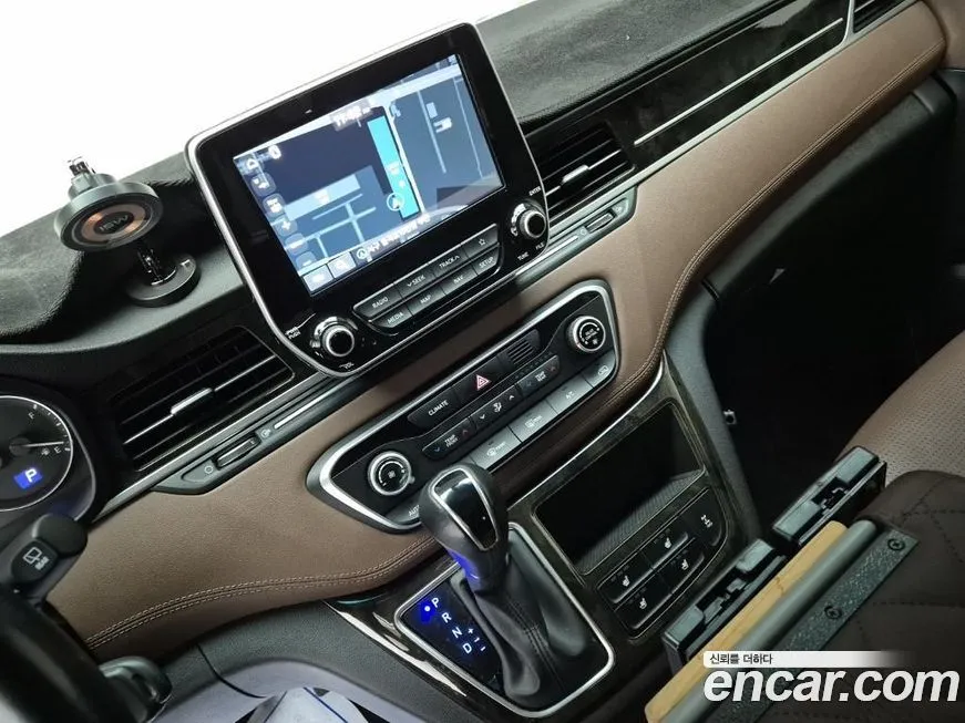 Hyundai Starex 2021 из KR, фото 2