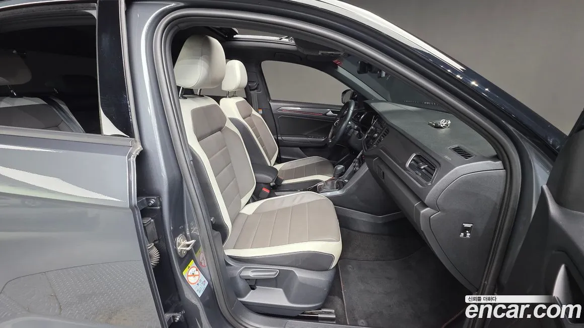 Volkswagen T-Roc 2022 из KR, фото 10