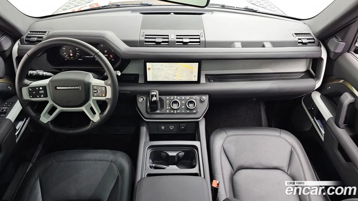 Land Rover Defender 2024 из KR, фото 6