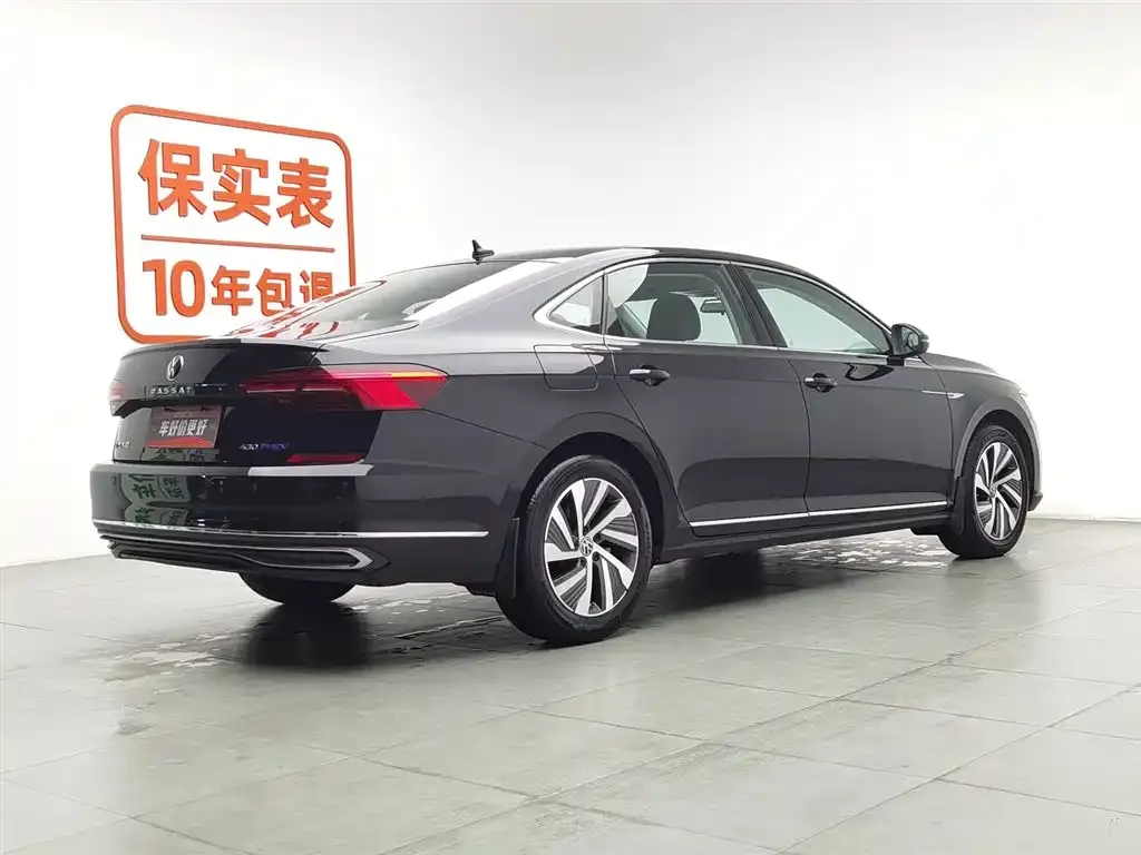 Volkswagen Passat New Energy — фото 5