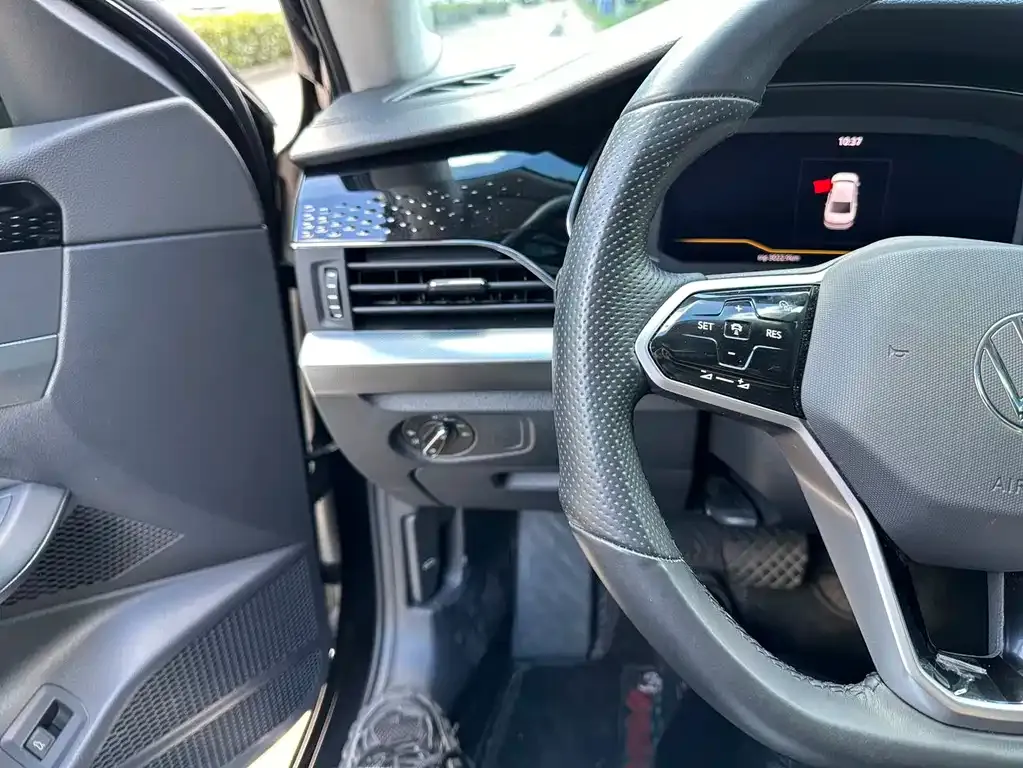 Volkswagen Passat — фото 5