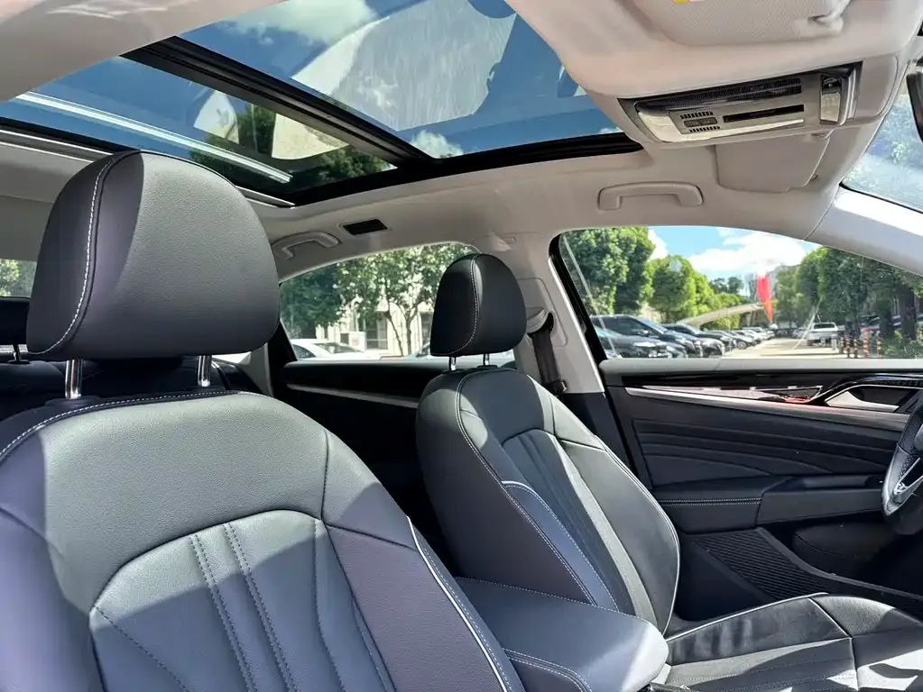 Volkswagen Passat — фото 6