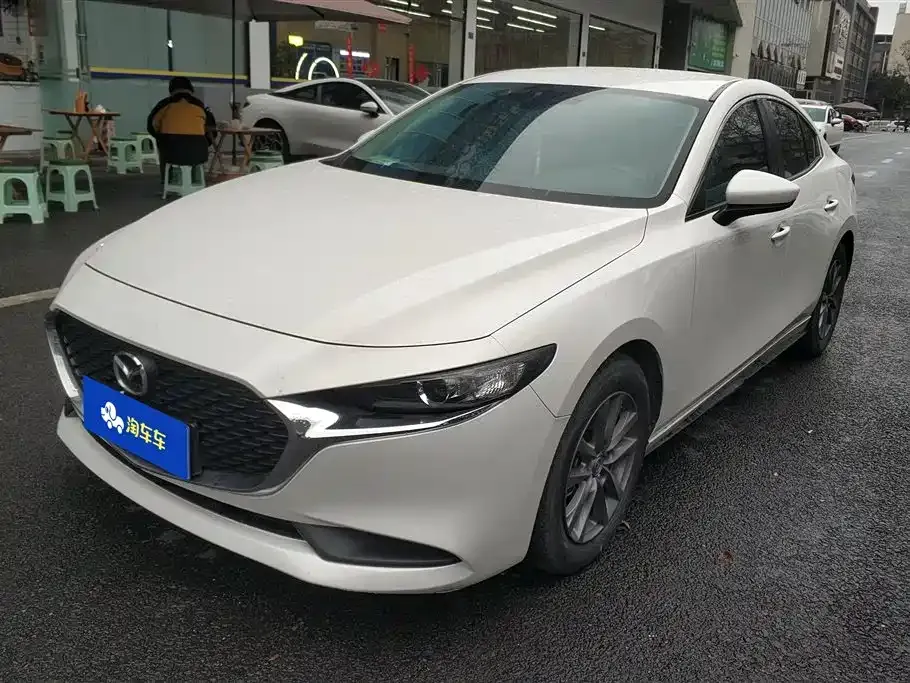 Mazda 3 Axela 2022 из CN, фото 1