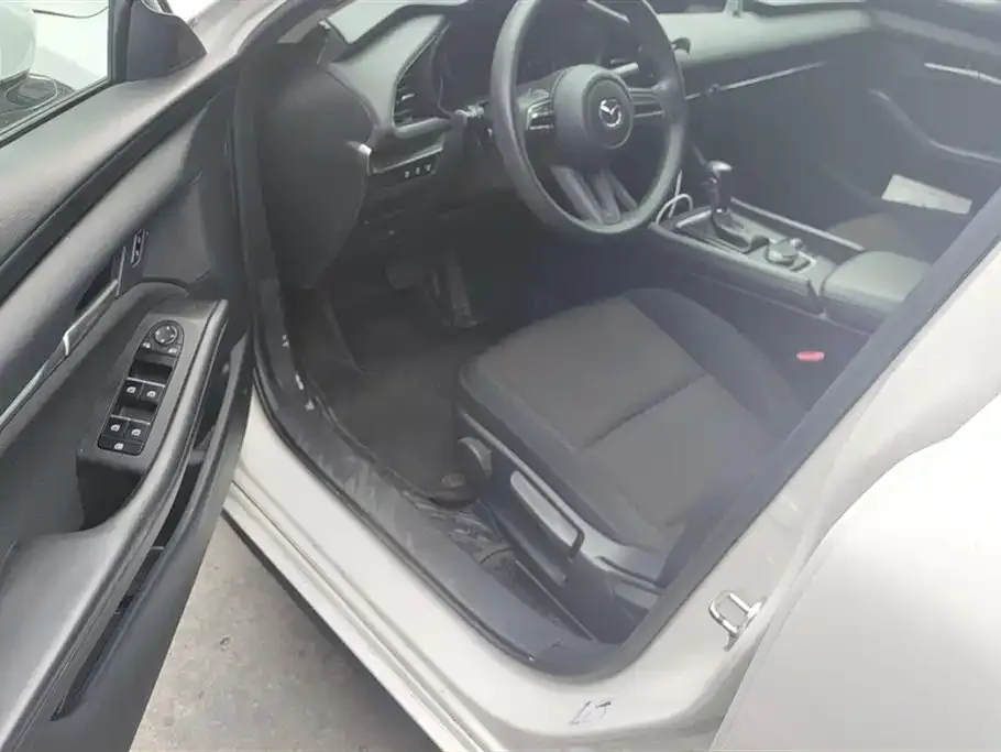 Mazda 3 Axela 2022 из CN, фото 3
