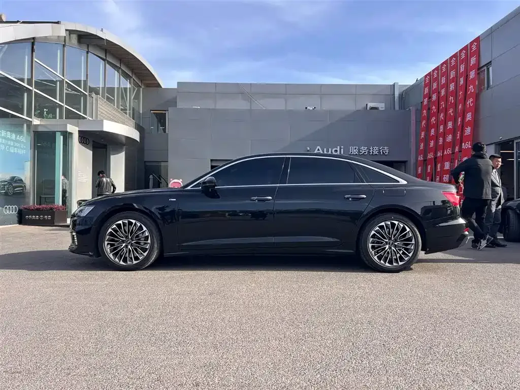 Audi A6L New Energy — фото 10