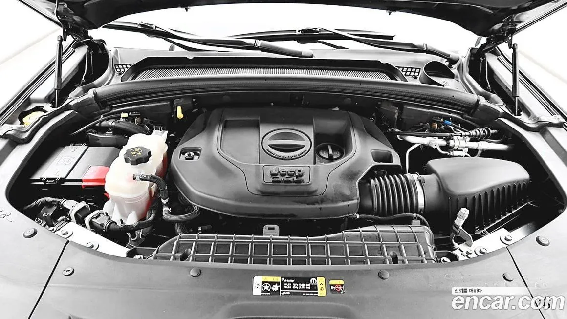 Jeep Cherokee — фото 8