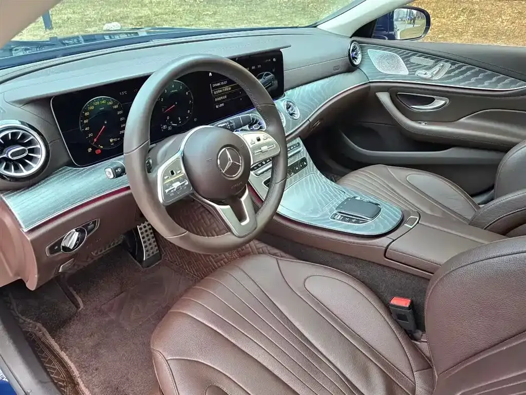 Mercedes-Benz CLS — фото 5