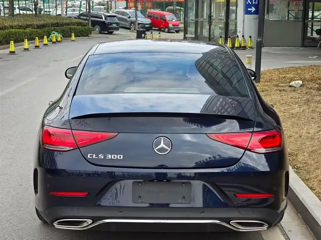 Mercedes-Benz CLS — фото 6