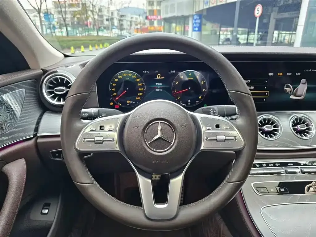 Mercedes-Benz CLS — фото 2