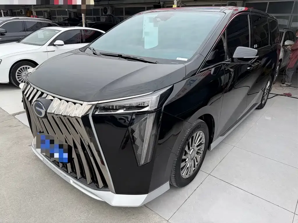 GAC Motor Trumpchi M8 — фото 1
