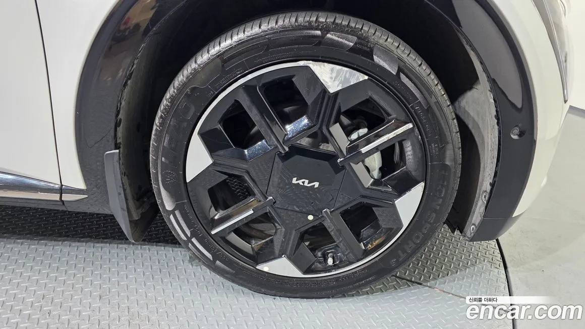 Kia EV6 — фото 6
