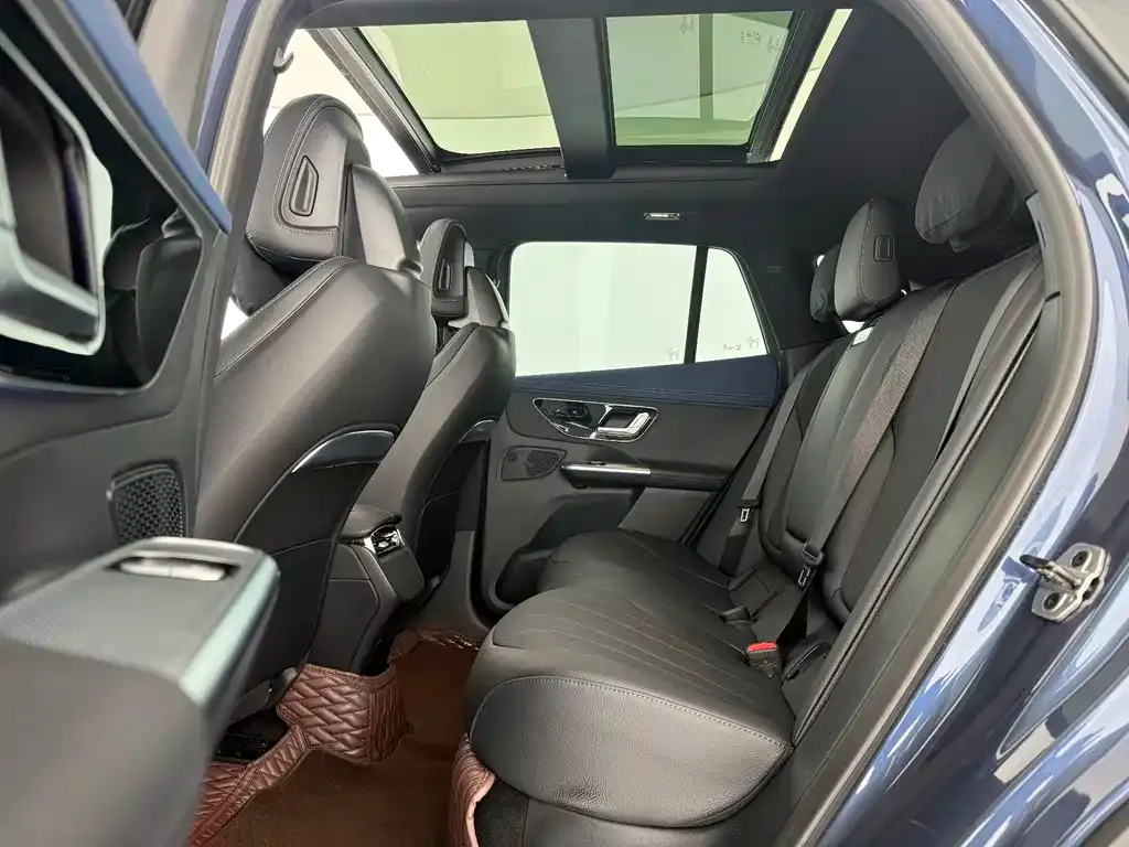 Mercedes-Benz EQE SUV 2023 из CN, фото 8