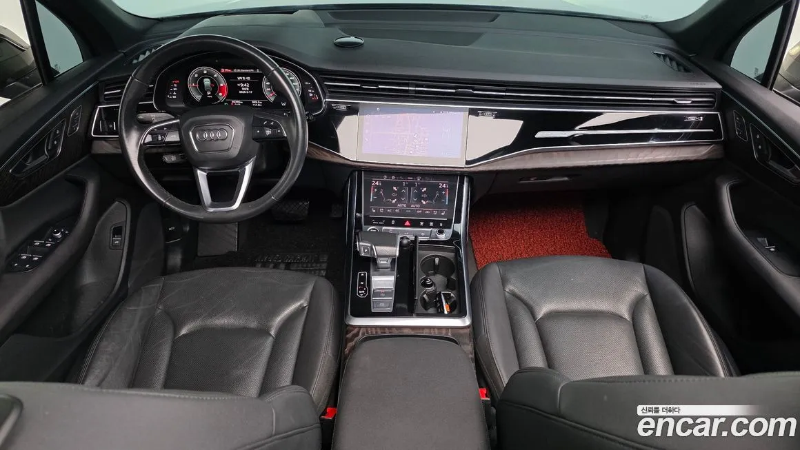 Audi Q7 2021 из KR, фото 9