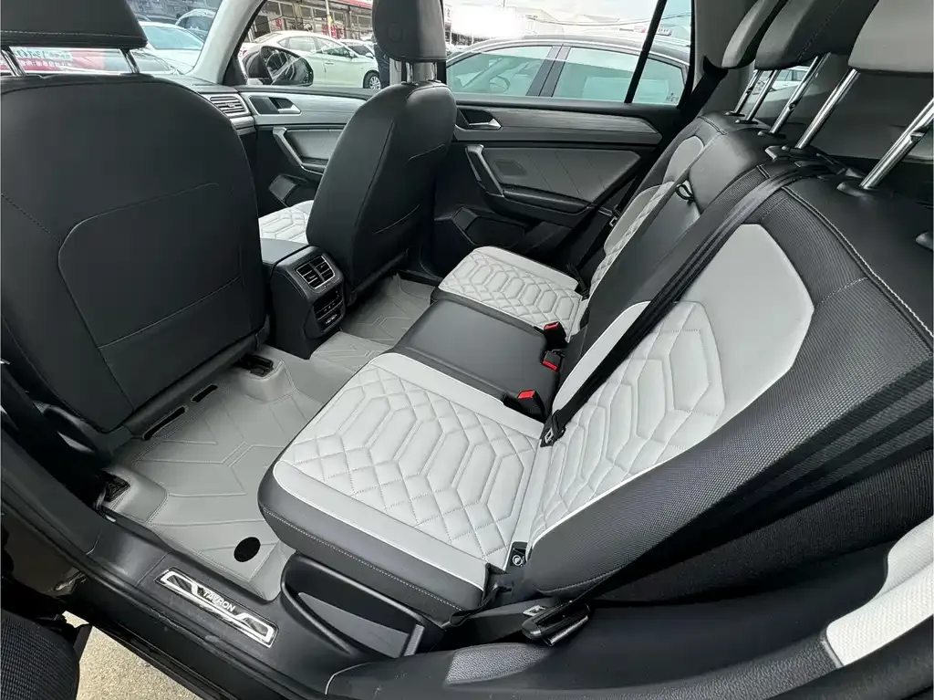 Volkswagen Tayron 2023 из CN, фото 2