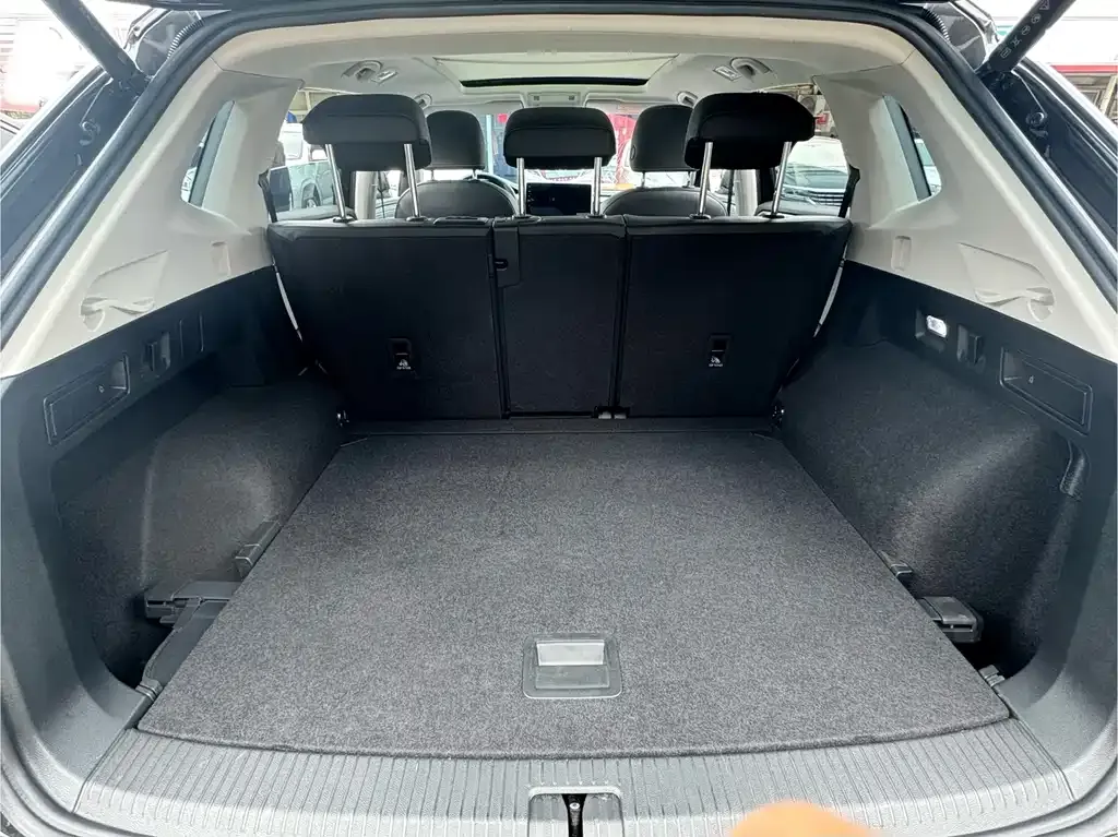 Volkswagen Tayron 2023 из CN, фото 5
