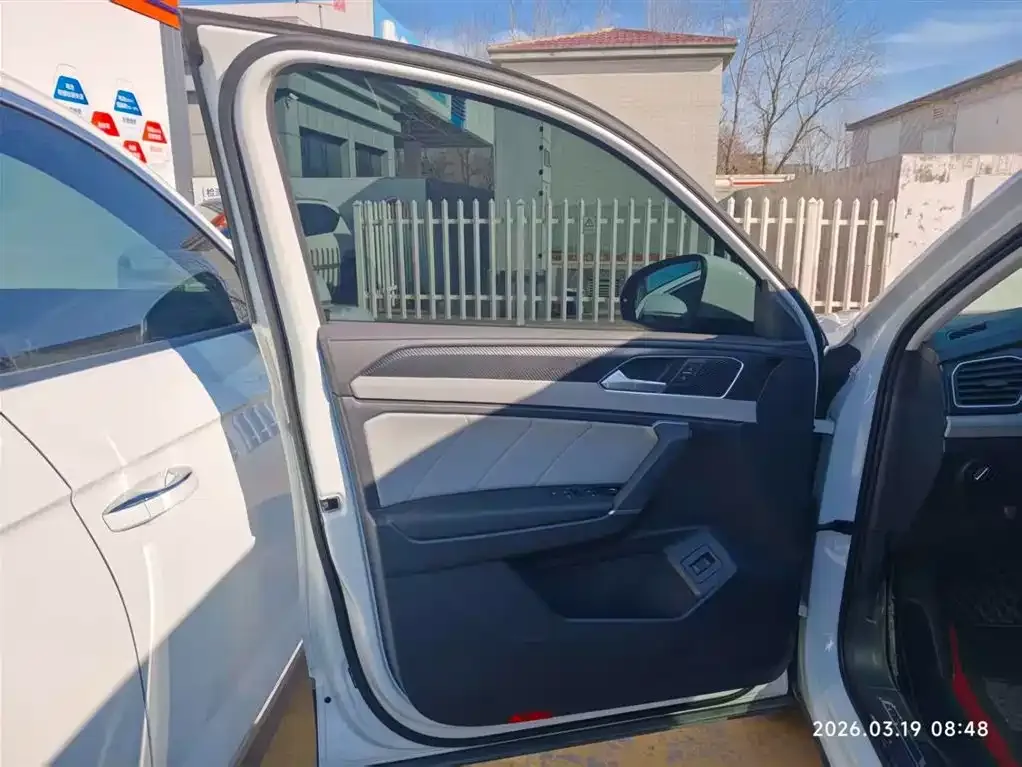 Volkswagen Tayron 2023 из CN, фото 3