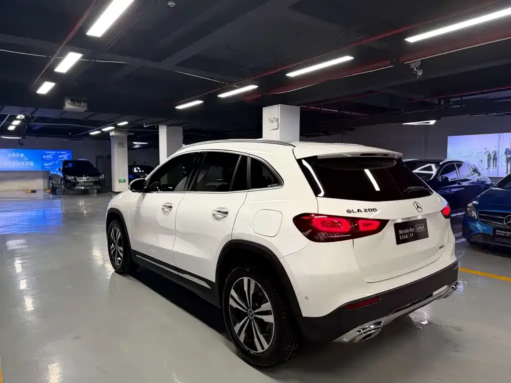Mercedes-Benz GLA — фото 7