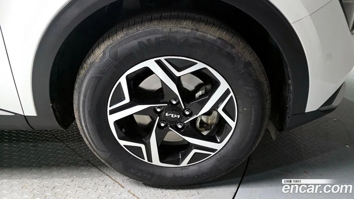 Kia Sportage — фото 6