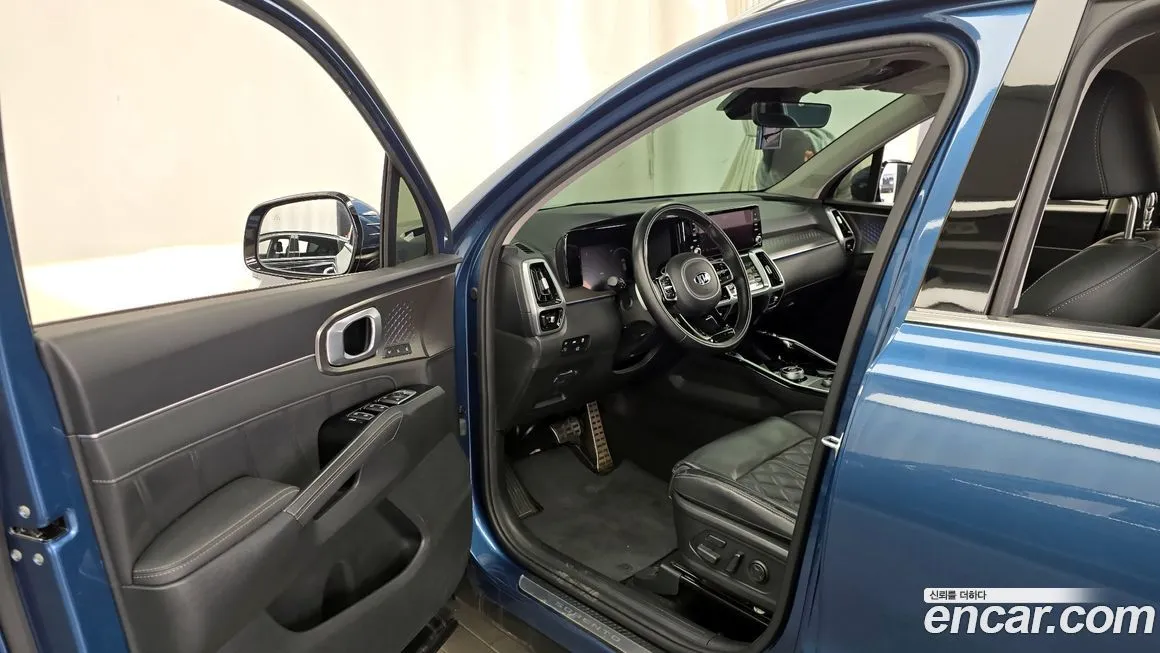 Kia Sorento — фото 9